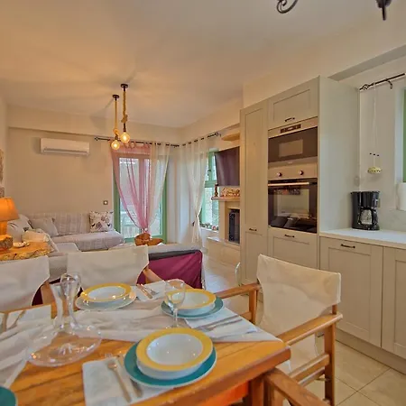 Elaia Villa